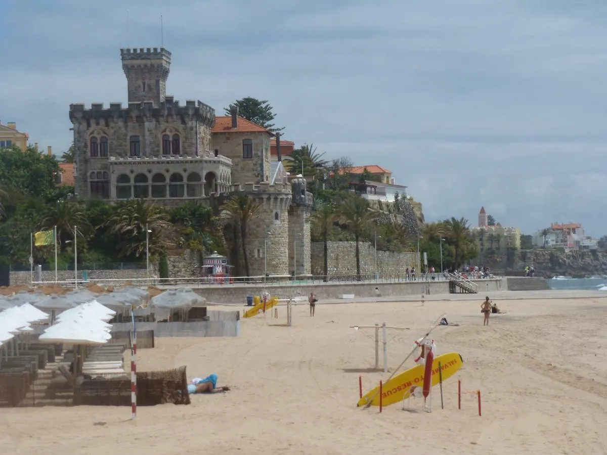 Cascais-Estoril Beachfront Apartments 0*, Estoril